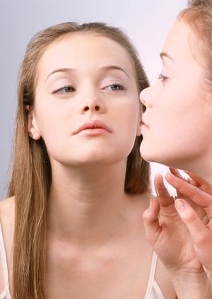 大阪でのピコレーザーによる刺青除去のすべて！痛みが少なくダウンタイム短い治療法を徹底解説